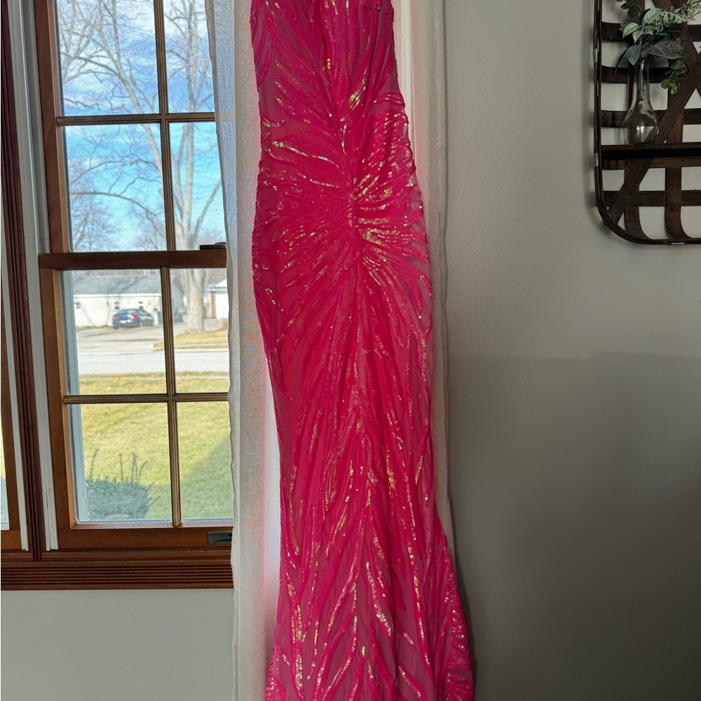 This prom dress is gorgeous! Hot pink…Size 2.. Jovani.
